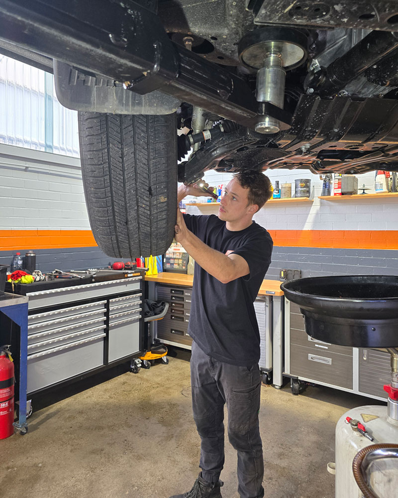 Car-Suspension-Servicing Car suspension servicing